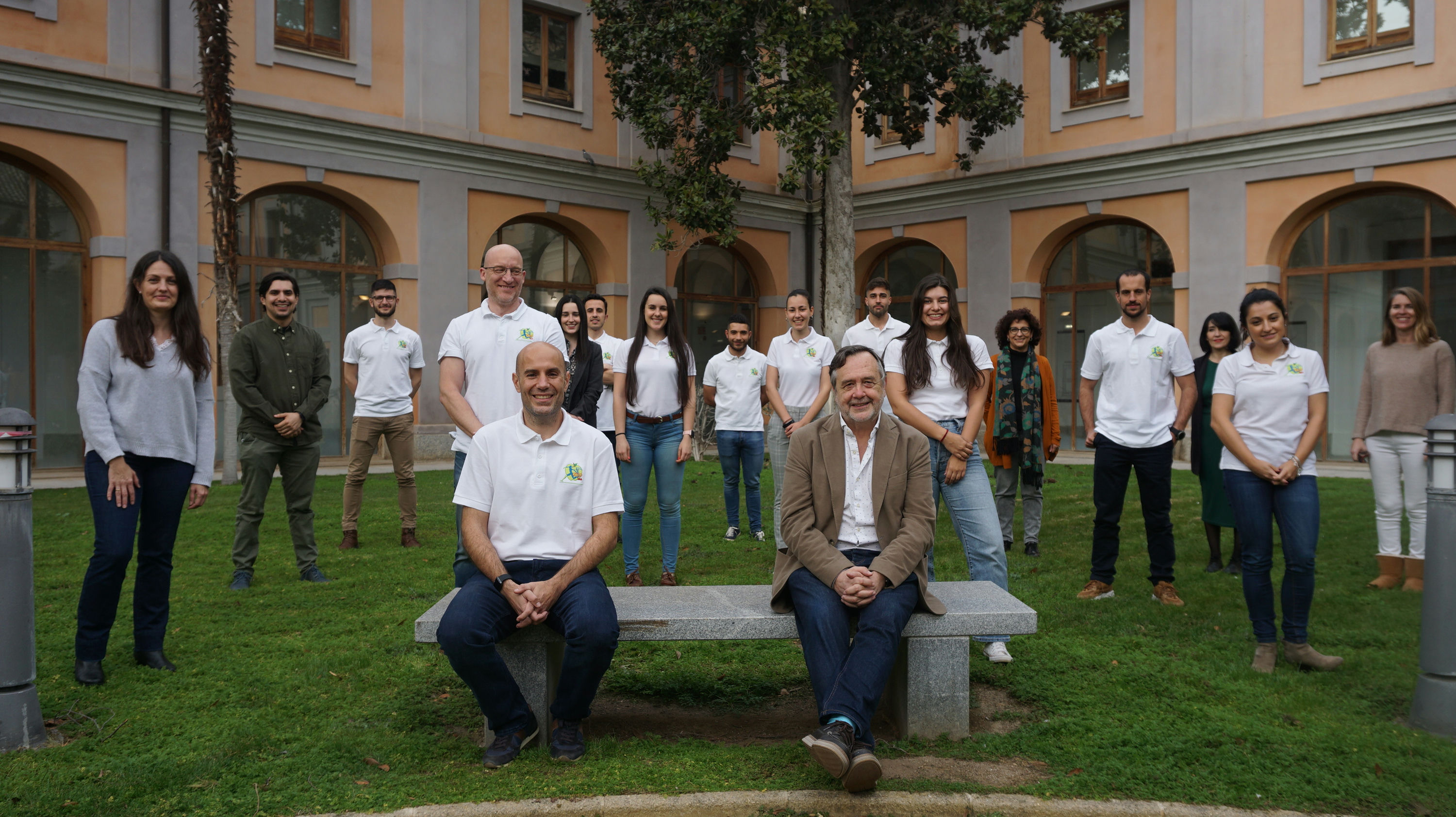 Levantarse y sentarse para predecir el riesgo de fracturas y caídas en personas mayores