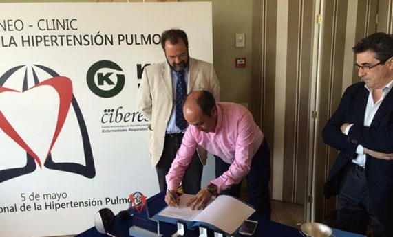 El CIBERES y la Fundación Contra la Hipertensión Pulmonar colaborarán en la investigación El CIBERES y la Fundación Contra la Hipertensión Pulmonar colaborarán en la investigación